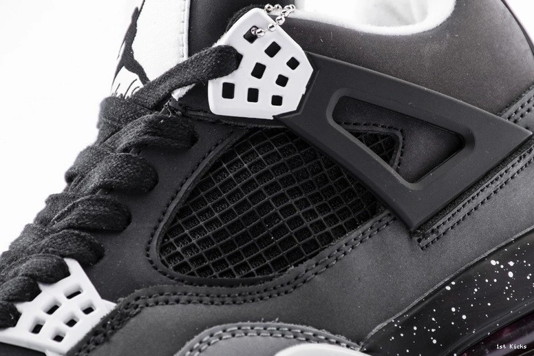 Jordan Pack 4 Fear Retro 626969-030  0404